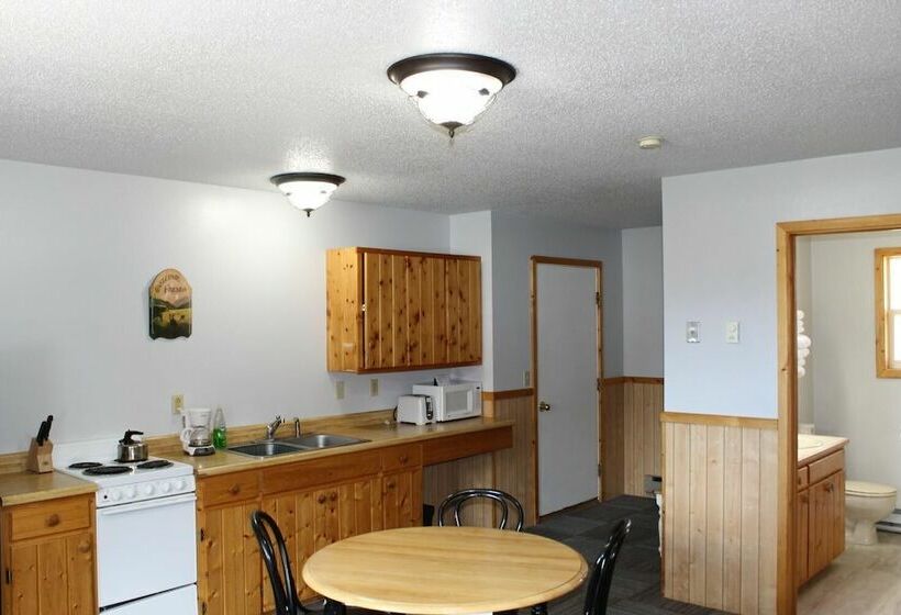 Люкс 2 Спальни, Alpine Motel Of Cooke City