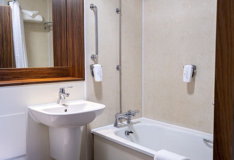 Семейный Номер, Two Rivers Lodge By Marston’s Inns