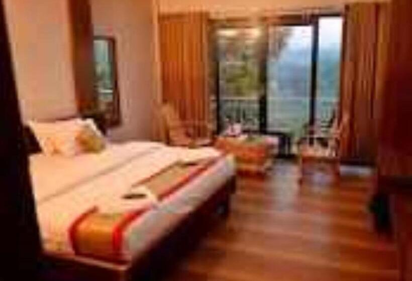 غرفة ديلوكس سرير كينج, Brahmaputra Jungle Resort