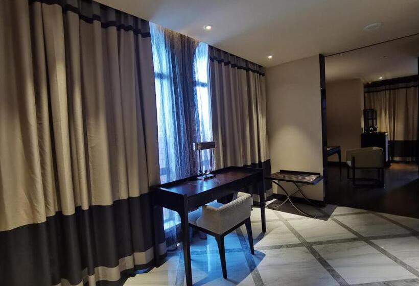 キングサイズベッドのデラックスルーム, Primus Hotel Wuhan Hannan