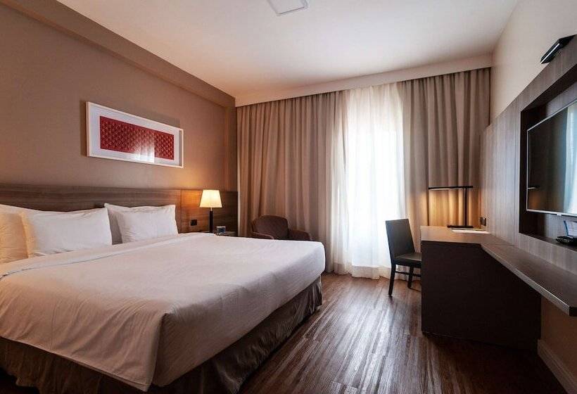 Номер бизнес-класса, Radisson Hotel Anápolis