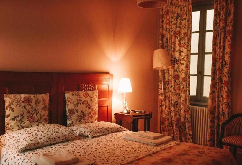 اتاق استاندارد با چشم‌انداز دریاچه, Nobiallum B&b