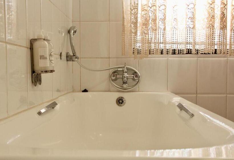 Номер Стандарт, Jakkalsdraai Guest House