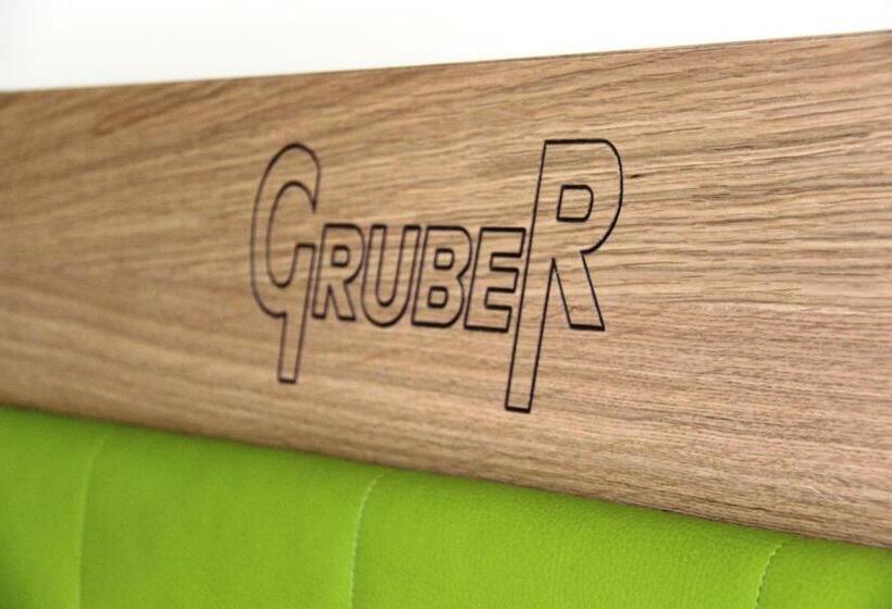Номер Deluxe с Балконом, Restaurant Gruber