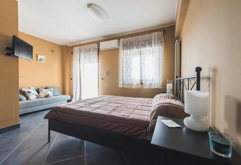 اتاق استاندارد سه نفره, B&b Terrazza Dell'etna
