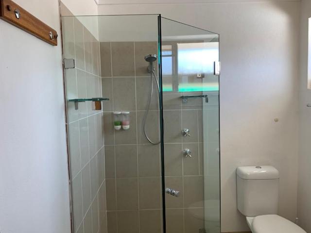 Семейный Номер, Muswellbrook Motor Inn