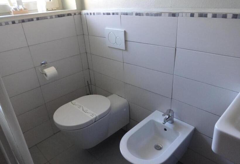 Üç Kişilik Standart Oda, C  Era Una Volta