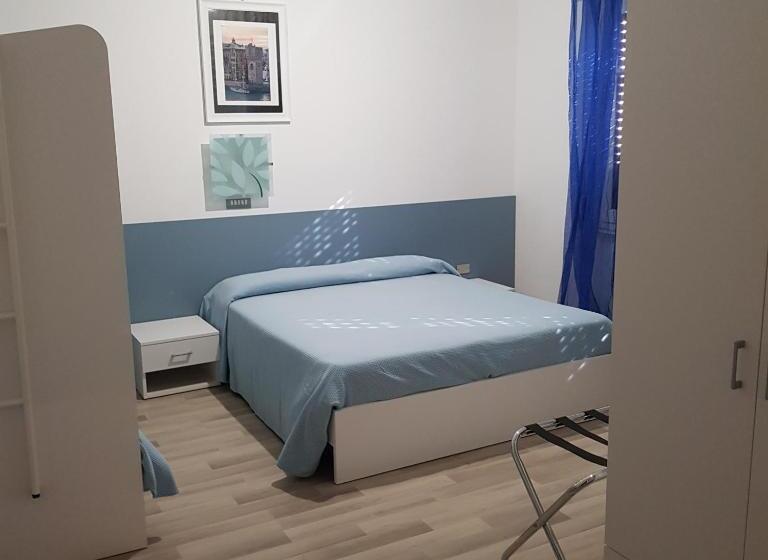 ４ベッドルームクラシックタイプ, Albergo La Marinella
