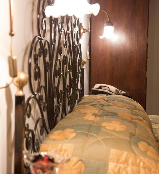 Quarto Triplo Estandar, Bucaneve