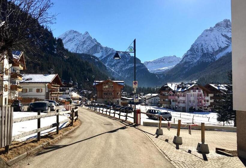 Номер Deluxe с Балконом, B&b Cèsa Planber Mountain View Ski In Ski Out