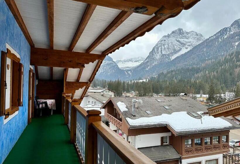 Номер Стандарт с Балконом, B&b Cèsa Planber Mountain View Ski In Ski Out
