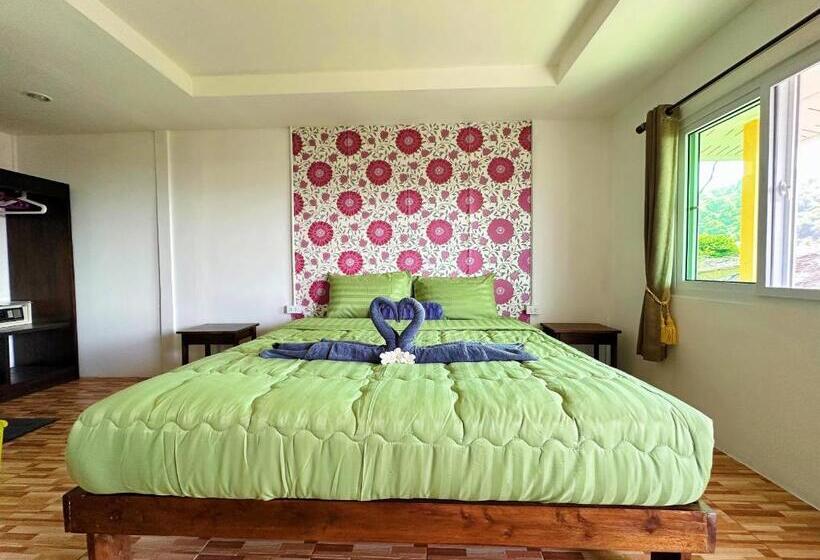 Номер Deluxe Вид на Море с Балконом, Cottage Hill At Lanta