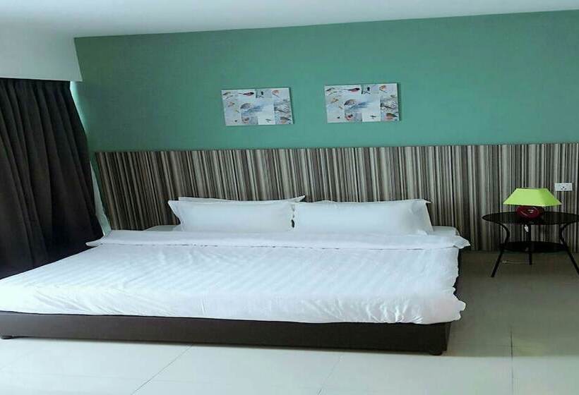 Люкс Семейный 2 Спальни, De Houz   Trefoil Setia Alam Home Stay