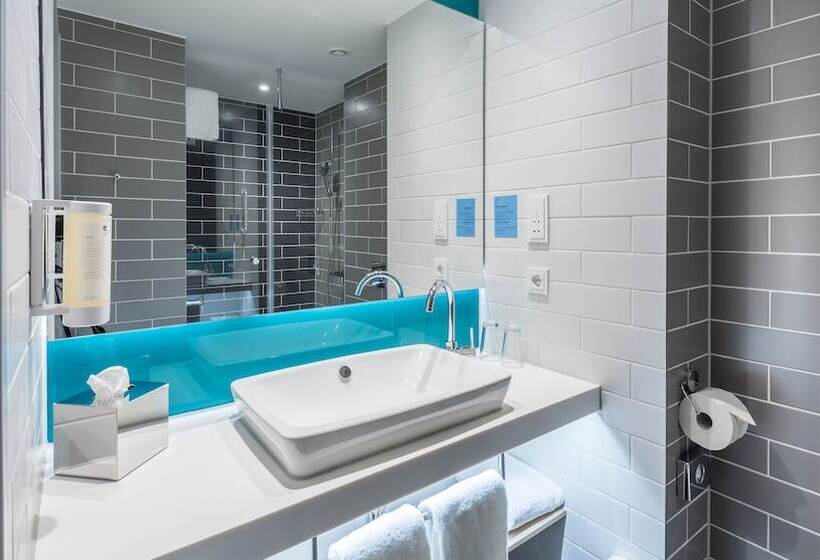 Номер Стандарт, Holiday Inn Express Munich   City East, An Ihg