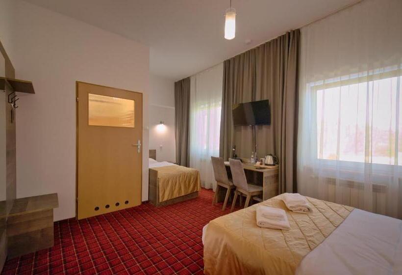 Habitación Triple Estándar, Sezam