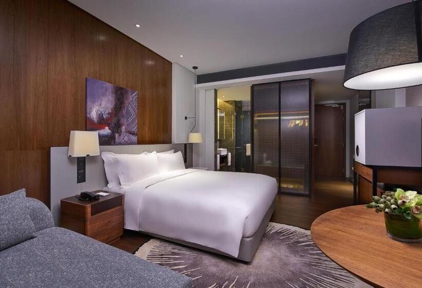 Номер Deluxe, Le Meridien Petaling Jaya