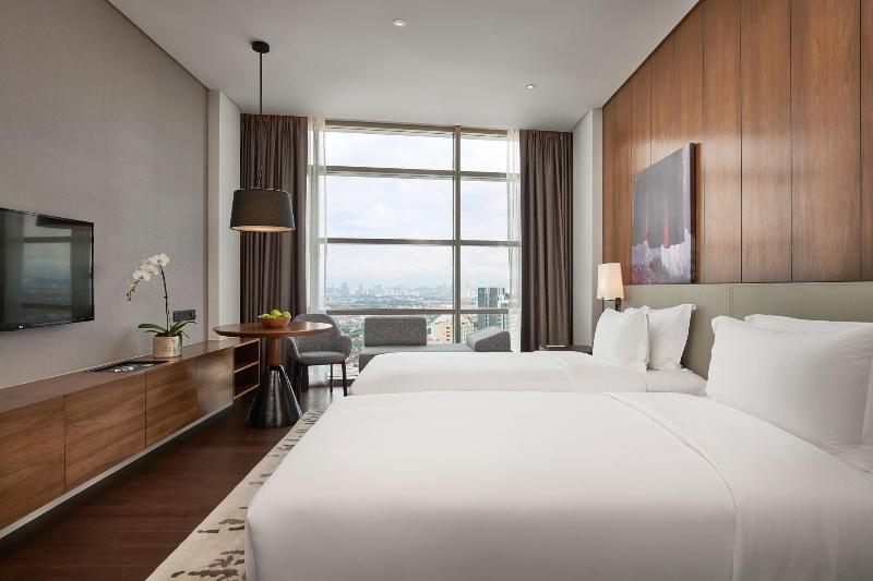 Номер Executive, Le Meridien Petaling Jaya