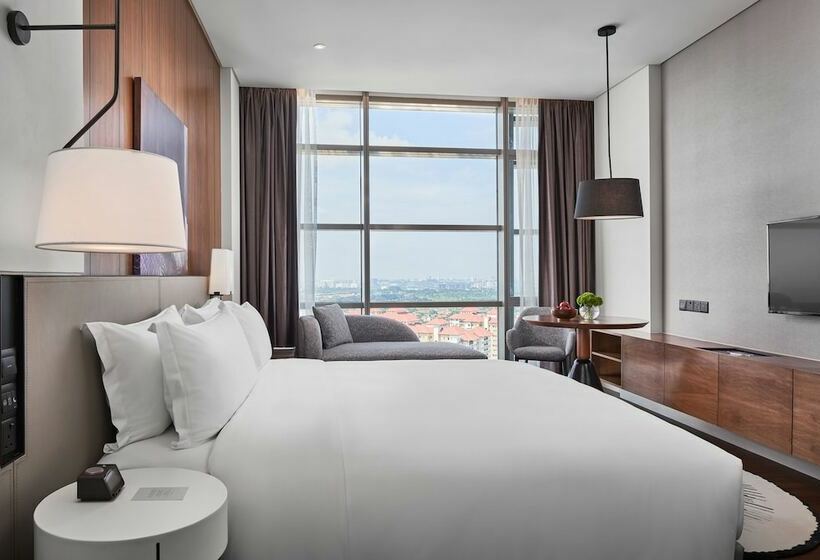 Номер Deluxe, Le Meridien Petaling Jaya