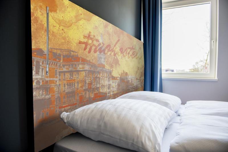 Номер Стандарт Индивидуальный, a&o Hostel Venezia Mestre