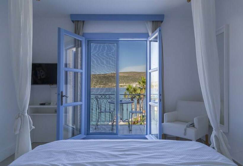 Номер Стандарт Вид на Море, Port Alacati
