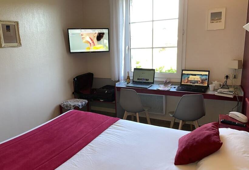Номер Стандарт, Hôtel Saint Odilon