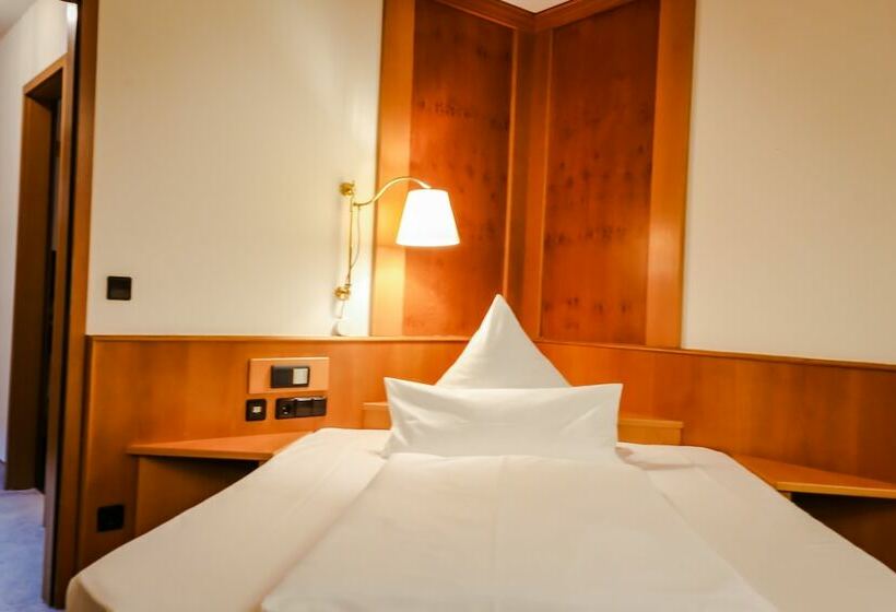 Номер Стандарт, Waldhotel Luise
