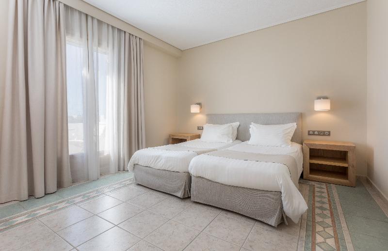 Семейный Номер, Neptuno Hotel & Spa 4 Sup
