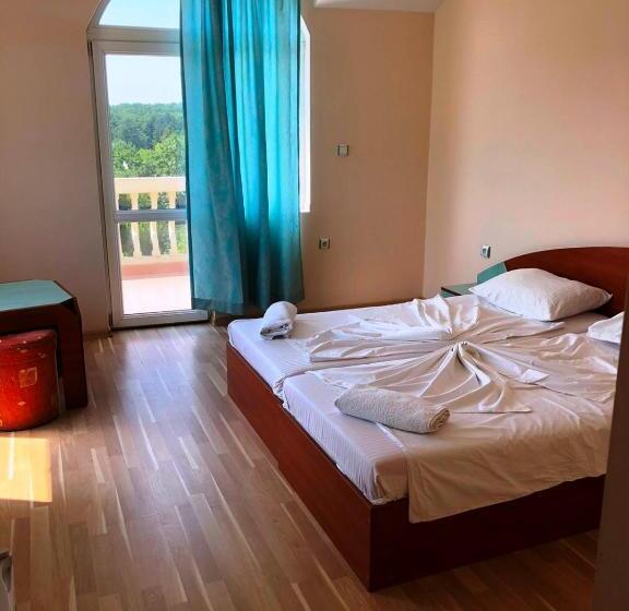 غرفة عائلية مطلّة علي البحر, Arkadia Guest House