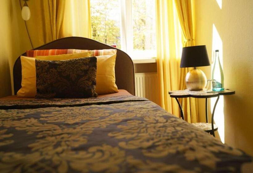 4 Schlafzimmer Apartment, Boutique Hotel Mittendrin Berlin