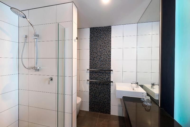 디럭스 룸 킹사이즈 침대, Four Points By Sheraton Auckland