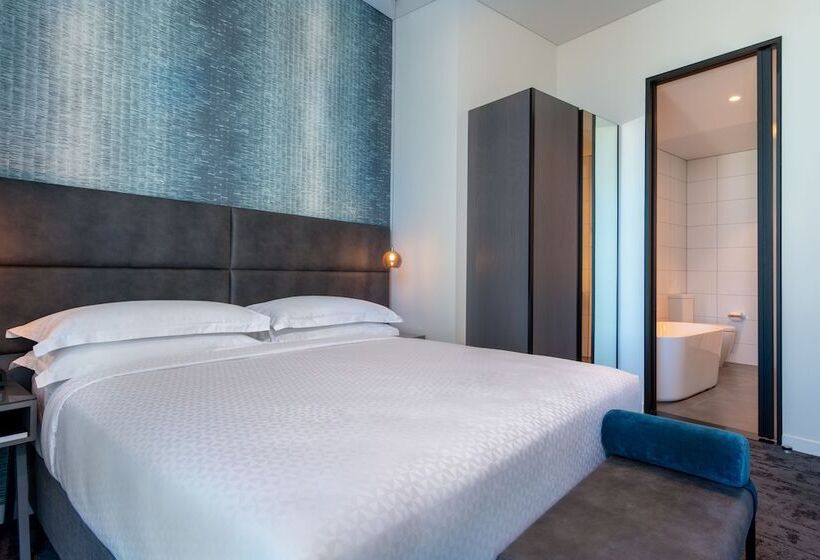 전망 스탠다드 룸 더블 침대, Four Points By Sheraton Auckland