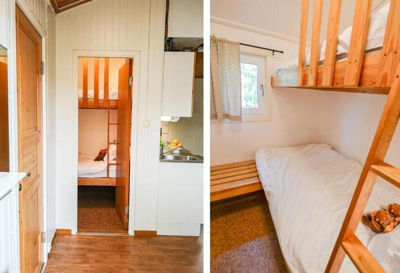 Дом 1 Спальня, årjäng Camping & Stugor Sommarvik
