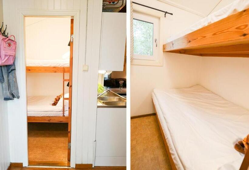 Дом 2 Спальни, årjäng Camping & Stugor Sommarvik