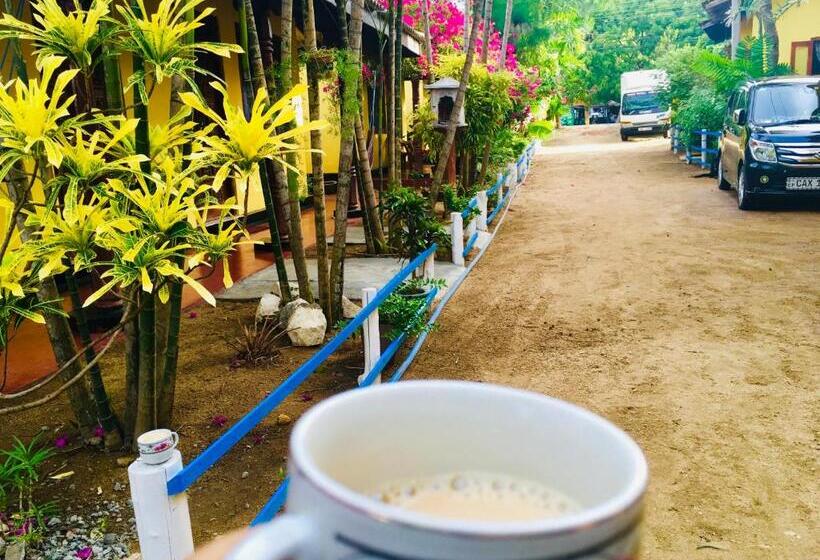 اتاق لوکس, Shashini Beach Resort