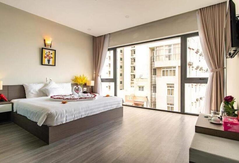 آپارتمان 1 خوابه با چشم‌انداز دریا, The Shann Hotel Danang