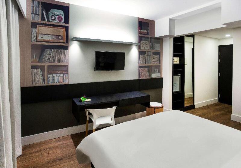 اتاق استاندارد با چشم‌انداز دریا, Hyatt Regency Seragaki Island Okinawa