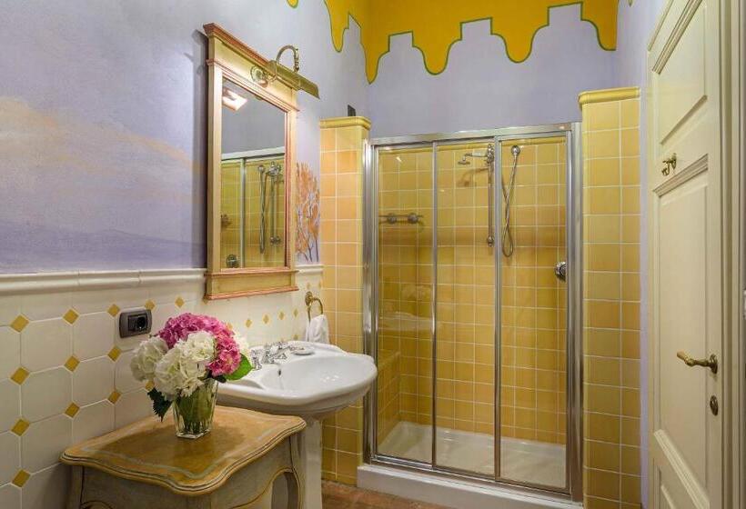 带泳池观景的豪华房, La Dimora Dell Inventore Luxury B&b