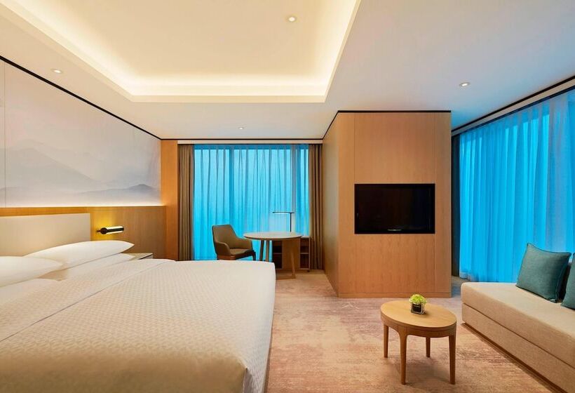 Студия Стандарт Двуспальная Кровать, Four Points By Sheraton Changsha, Meixi Lake