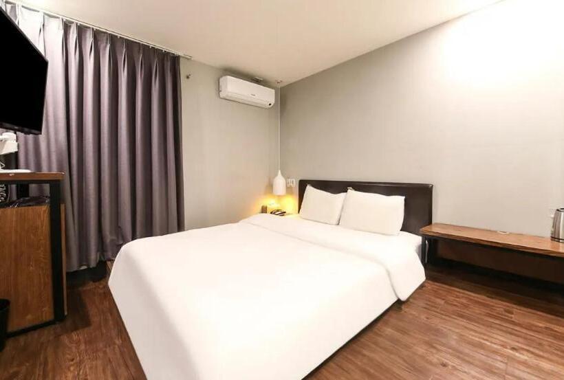Номер Стандарт, No 25 Hotel Gwangan