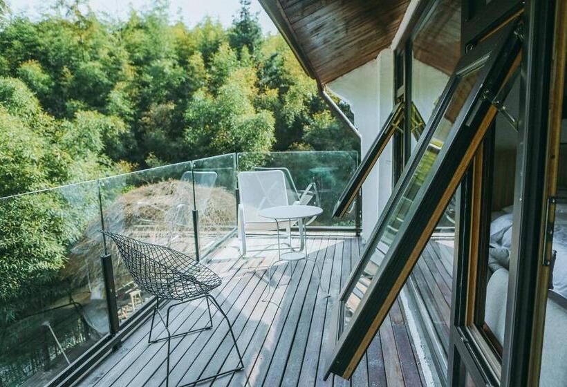 Номер Стандарт с Террасой, July Bamboo Hostel