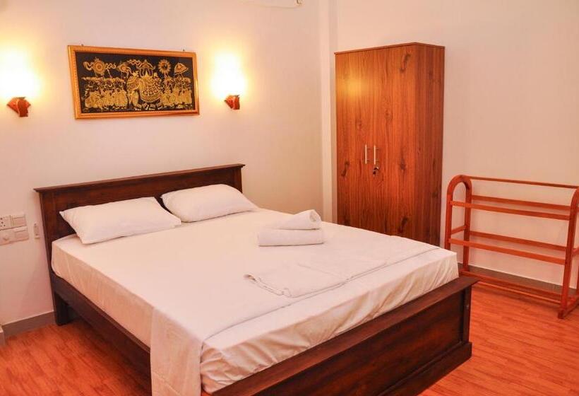 Номер Deluxe с Балконом, Ritz Gate Kalutara