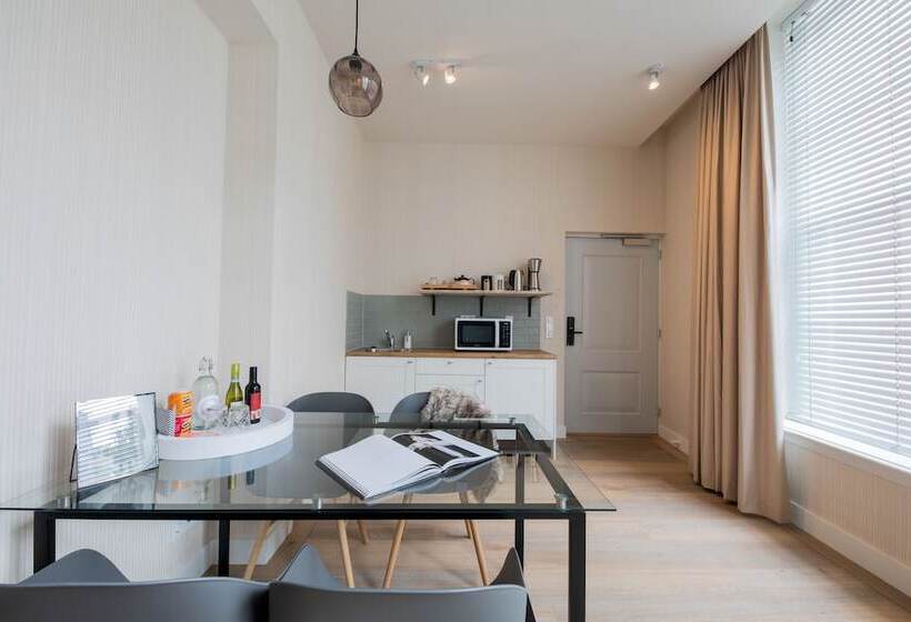 سوییت, Stadsvilla Mout Rotterdamschiedam