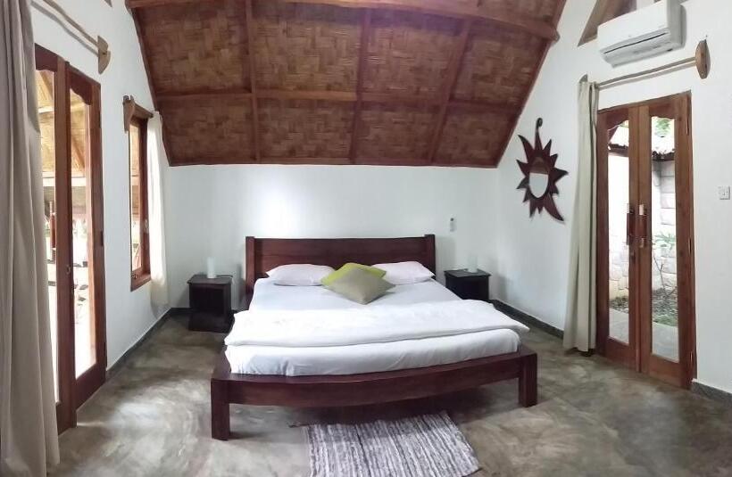 غرفة قياسية مطلّة علي الحديقة, Villa Paradise