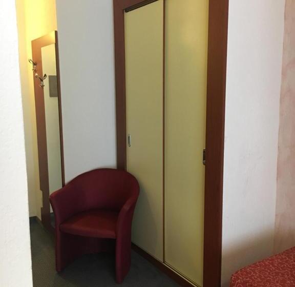 Номер Стандарт Трехместный, Albergo Valle D Oro