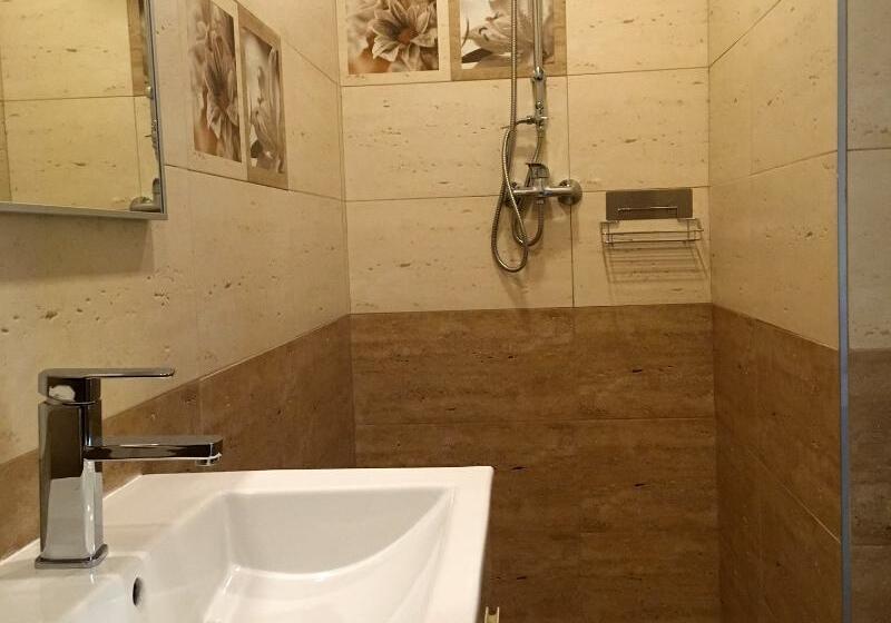اتاق استاندارد, Liad City Center
