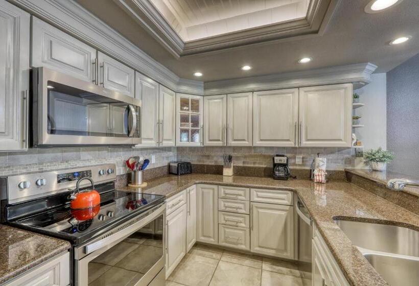 Дом 2 Спальни, Mountainwood 303