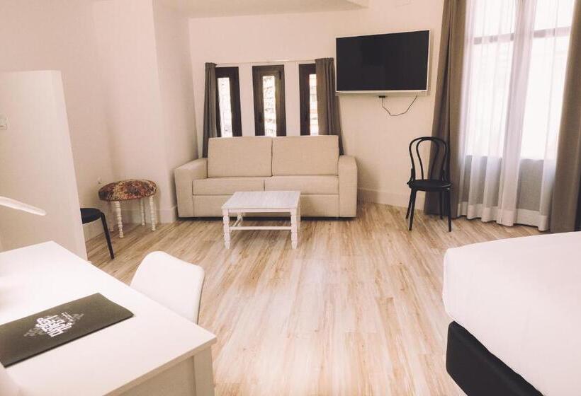 Студия Стандарт, Et Casa Padró