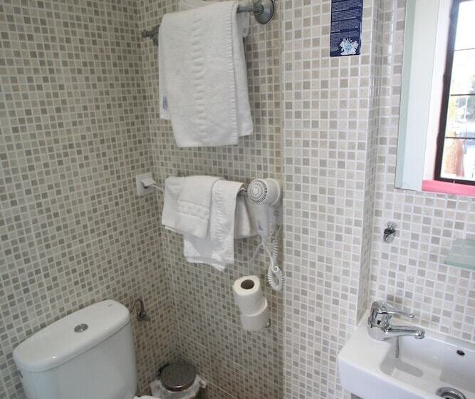 اتاق استاندارد با چشم‌انداز شهر, Hostal Centro