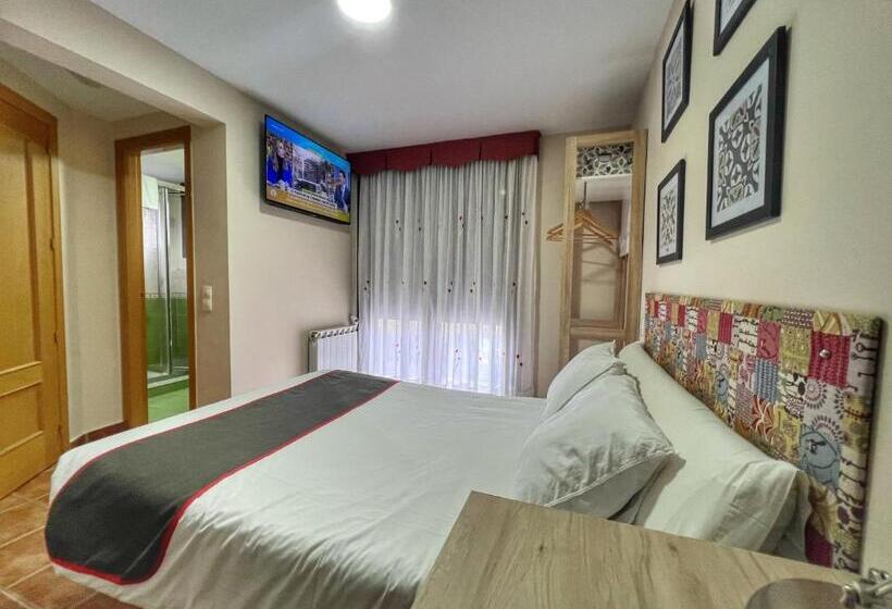 غرفة قياسية, Hostal La Colmena