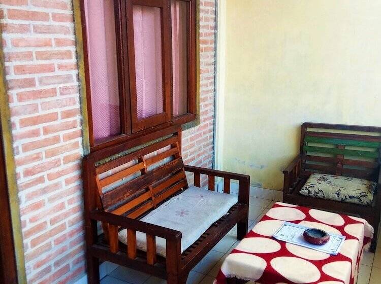 Номер Стандарт Трехместный, Arjuna Homestay Ubud